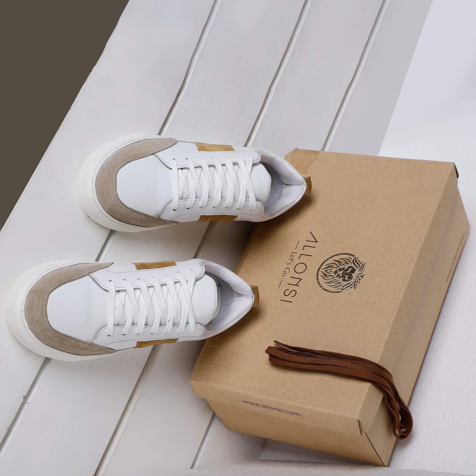 Kayden Leather Sports Sneakers